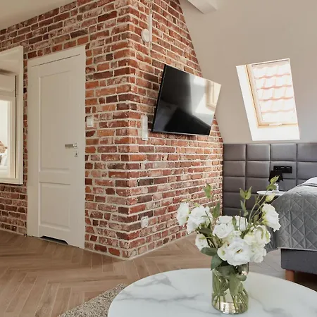 Stagiewna By Downtown 格但斯克