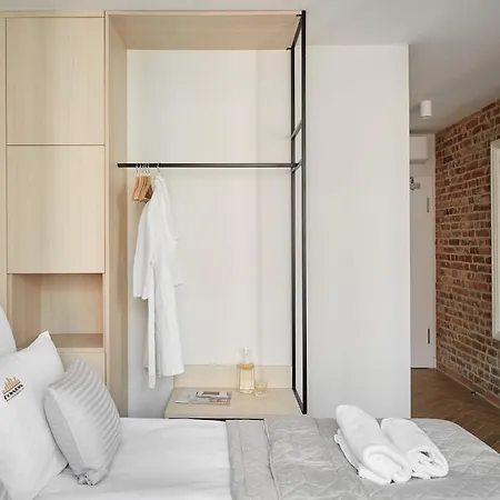 Stagiewna By Downtown